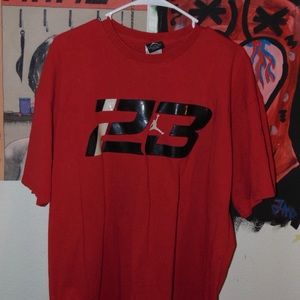 Red jordan 23 Tee. XL